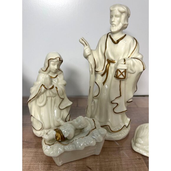 Vtg. JCPenney Home Collection Porcelain Nativity Set 11 Pieces - Picture 3 of 6